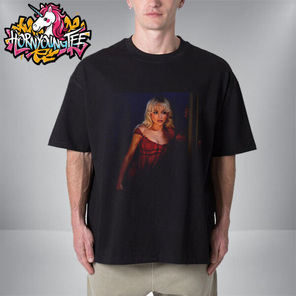 Manchild The First New MV Solo 1 Hit On The Hot 100 By Sabrina Carpenter Unisex T-Shirt